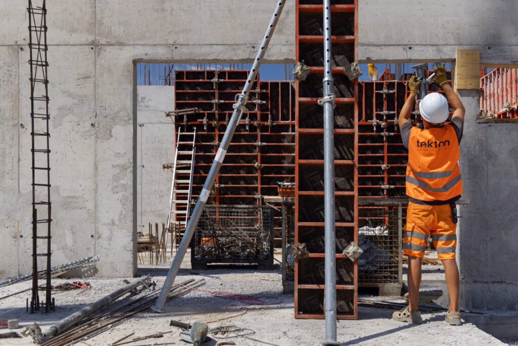 Prijavi se za obrtničku praksu u Tekton Construction